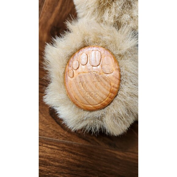 Vintage William Tung 1993 Edward Easter Wooden Bear Holiday Decor - Picture 4 of 10